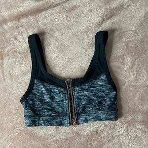 Lululemon Zip up sports bra Size 2